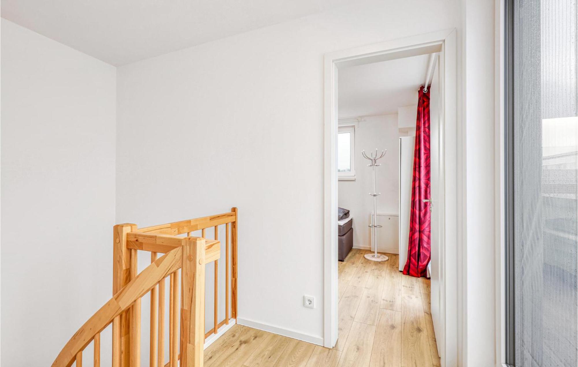Nice Home In Tossens With Kitchen Exteriér fotografie